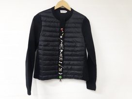 モンクレールのMAGLIONE トリコット ダウンカーディガンの買取実績です。