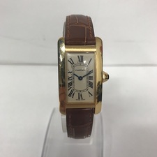 銀座本店でカルティエ（Cartier）のタンクアメリカンをお買取させていただきました。状態は通常使用感のあるお品物でございます。