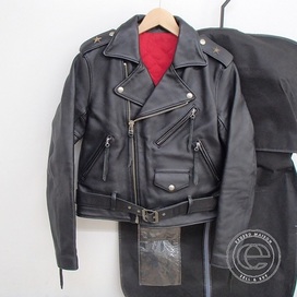 レッドムーンのNumber One Leathers One Star カーフレザー ワンスター ベルト付 ダブルライダースの買取実績です。