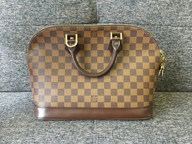 ルイヴィトンの03年製　ダミエ　アルマ　※旧型の買取実績です。