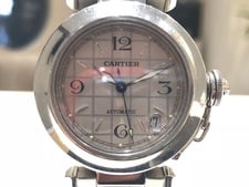 渋谷店では、カルティエ（Cartier）の腕時計を買取ました。状態は所々目立つ傷汚れがあります。