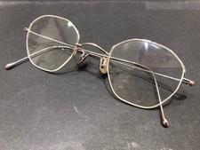 アイヴァン7285の800 147 眼鏡を買取致しました。エコスタイル渋谷店です。状態は傷などなく非常に良い状態のお品物です。