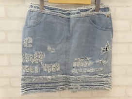 シャネルの08A ダメージ加工 デニム スカートの買取実績です。