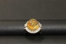 オパール pt850　ファイヤーオパール2.56ct　ダイヤ0.43ct 買取実績です。