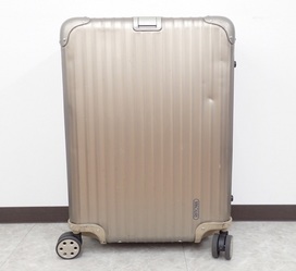 リモワの945.63 トパーズチタニウム マルチホイールキャリース64Lの買取実績です。