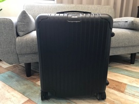 リモワの810.56.3 サルサ　キャンピンマルチホイール　47L　マットブラックの買取実績です。