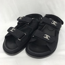 広尾店でシャネル（CHANEL）の2017SS スポーツサンダルをお買取させていただきました。状態は新品同様品でございます。