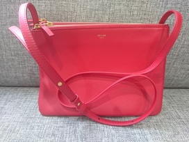 セリーヌのトリオ ショルダーバッグの買取実績です。