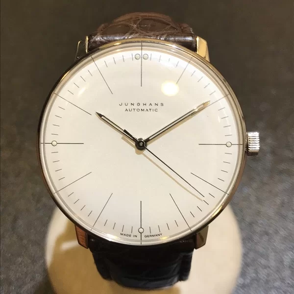 新宿南口店でユンハンス（JUNGHANS）のマックスビルをお買取させていただきました。状態は綺麗な状態の綺麗な状態の中古美品です。です。