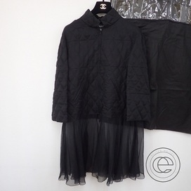 シャネルの国内正規 13SS P45987V30914 VESTE シルク100% スプリングコートの買取実績です。