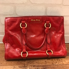 銀座本店でミュウミュウ（miumiu）のヴィッテロシャイニー 2WAYハンドバッグをお買取させていただきました。状態は通常使用感のあるお品物でございます。