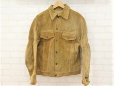 銀座本店にてリーバイス(Levi's)の60年代3rdスエードジャケットを買取致しました。状態は内側に多少のシミがあるお品物です。