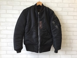 バズリクソンズのウィリアムギブソンコレクション　MA-1　フライトジャケットの買取実績です。