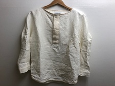 浜松鴨江店にて、J.W.アンダーソンの　ベージュ　リネン　ハーフジップアップシャツ（通常使用品）を買取致しました。状態は通常使用感があるお品物です。