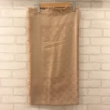 銀座本店でルイヴィトン（Louis Vuitton）のM71379モノグラムショールをお買取させていただきました。状態は通常使用感のあるお品物でございます。