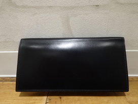 ガンゾの57192 ファスナー付き長財布の買取実績です。