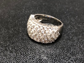 ダイヤモンドの総3ctダイヤ付プラチナリングの買取実績です。