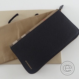 バーバリーのラウンドファスナー長財布の買取実績です。