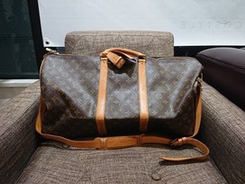 ルイヴィトンの90年 モノグラム キーポルバンドリエール55の買取実績です。