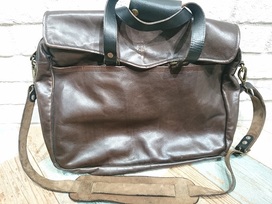 ラルフローレンのヴィンテージ加工 オールレザー エディターズバッグの買取実績です。