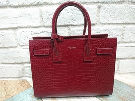 サンローランのサックドジュールの買取実績です。