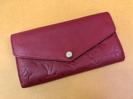 ルイヴィトンの16年製　モノグラムアンプラント　ポルトフォイユサラの買取実績です。