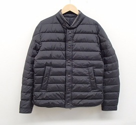 モンクレールの2016-17AW ハンリオット ダウンジャケットの買取実績です。