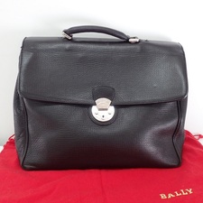 下丸子店でバリー(BALLY)のレザー ブリーフケースをお買取りさせていただきました。状態は綺麗な状態のお品物でございます。