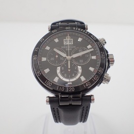ミッシェルエルブランの36655/NN14 Newport Yacht Clubニューポートヨットクラブクロノグラフの買取実績です。
