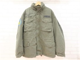 アヴィレックスの28-A6755　カーキ　ナイロンフライトジャケットの買取実績です。