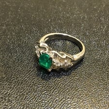 エメラルド 1.06ct　エメラルドリング 買取実績です。