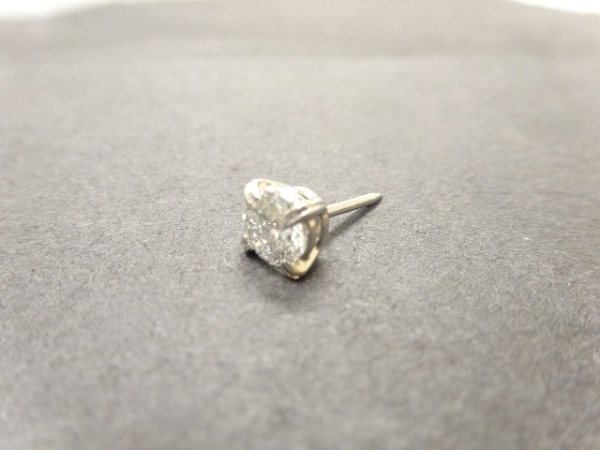 ダイヤモンドのPt900 0.50ct ラペルピンの買取実績です。