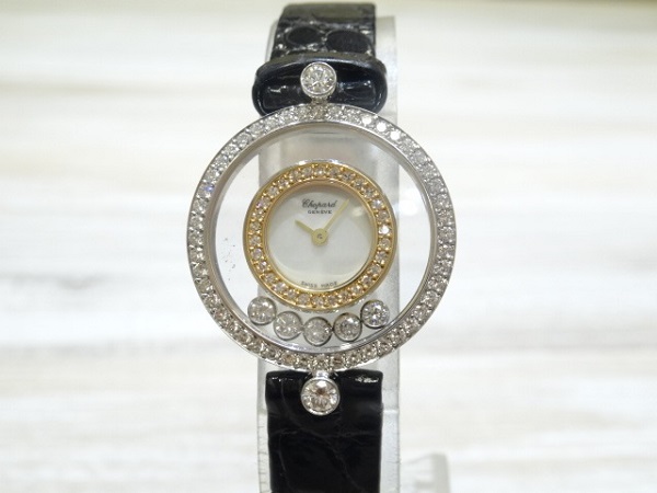 ショパールの750コンビ ハッピーダイヤ 5P ダイヤベゼル 腕時計の買取実績です。