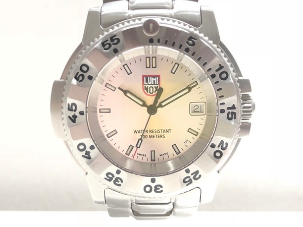ルミノックスのステンレスシルバー　ネイビーシール　スティール　3200　腕時計の買取実績です。