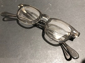 タートオプティカルのクリアグレー　AR　セルフレーム眼鏡の買取実績です。