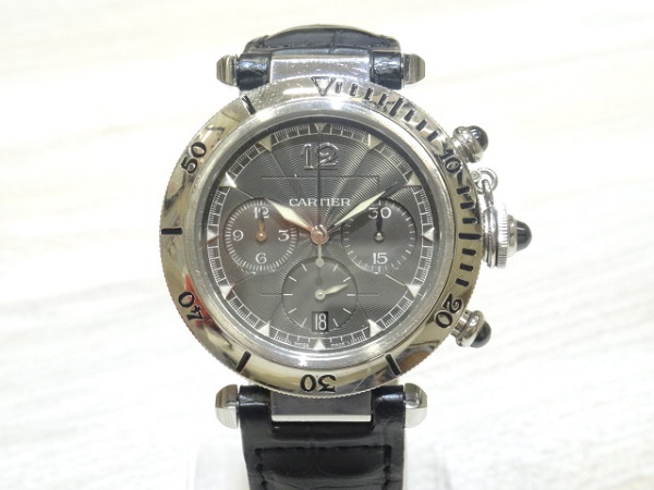 カルティエの2113 黒文字盤 パシャクロノ 腕時計の買取実績です。