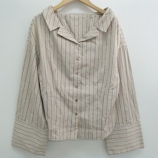 アドーア 18SS 531-8110410 コンパクトストライプ後ろレースアップブラウス 買取実績です。