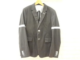 トムブラウンの正規　グレー　15年SS　3Bジャケットの買取実績です。