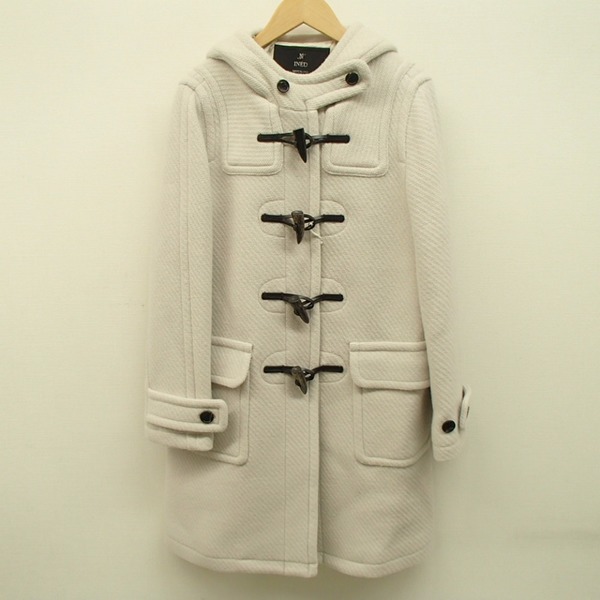 イネドの未使用品ダッフルコートを新宿店でお買取りいたしました