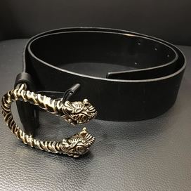 グッチのダブルタイガーヘッド　ベルトの買取実績です。