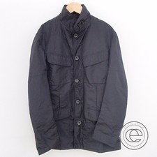 以前エコスタイル銀座本店で、グッチのナイロンフィールドジャケットを買取りました状態は通常使用感があるお品物です。
