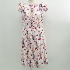 エコスタイル新宿三丁目店でトッカの17年HARMONIESドレスを買取致しました。状態は通常使用感のあるお品物です。