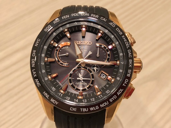 セイコーの黒　アストロン　SBXB055　GPS　ソーラー腕時計の買取実績です。