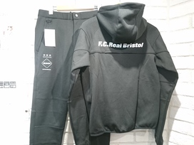 FCRB(エフシーレアルブリストル)の16AW ベンチレーション フーディ・パンツ セットアップの買取実績です。