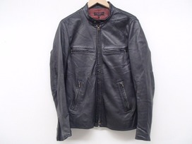 リーツテイラーザズーのラムレザー シングルライダースジャケットの買取実績です。