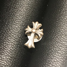 クロムハーツ（CHROME HEARTS）のファットCHクロス スタッドピアスをお買取させていただきました。シルバー買取はにお任せください！状態は通常使用感のあるお品物です。