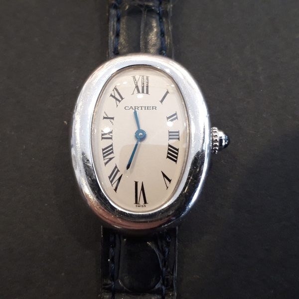 カルティエの1955　ベニュワール　クォーツ時計　※使用感ありの買取実績です。