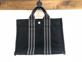 エルメスの黒　フールトゥPM　ハンドバッグの買取実績です。
