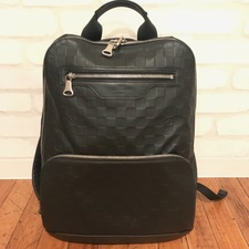 ルイヴィトン（Louis Vuitton）のダミエ・アンフィニ アヴェニュー・バックパックをお買取させていただきました。新宿でブランド買取ならへ！状態は角擦れが見受けられます。