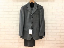 フェラガモ P5123　正規　グレー　ウール　スーツ 買取実績です。
